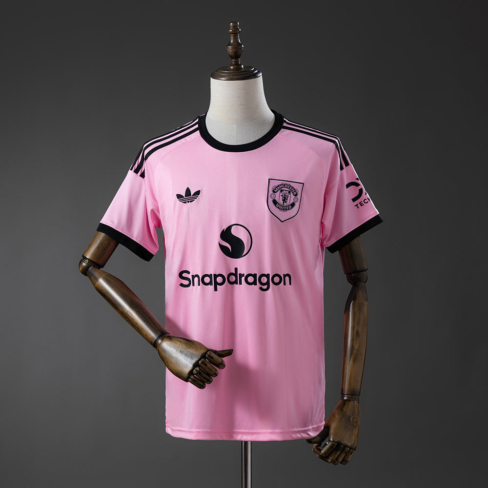 Man United 25/26 Third Away Goalkeeper