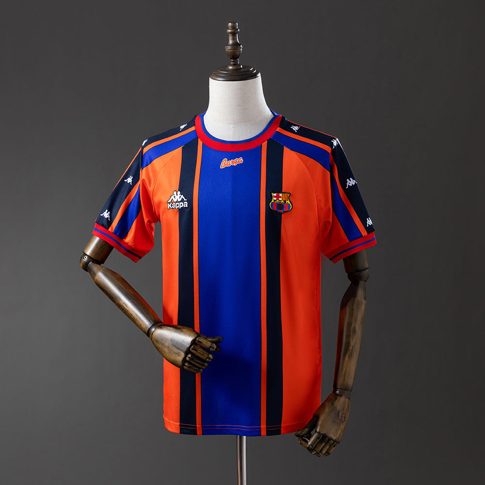 Barcelona 97/98 Away